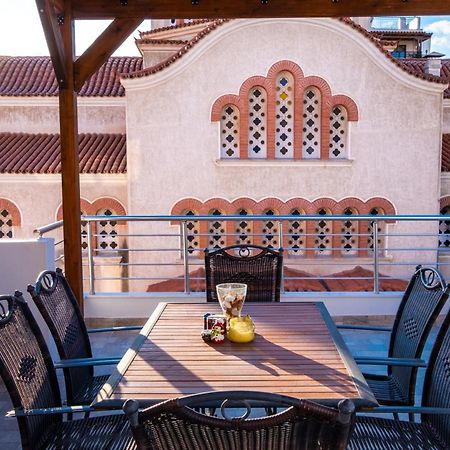 Urban Lifestyle Apartment In Пирея Екстериор снимка