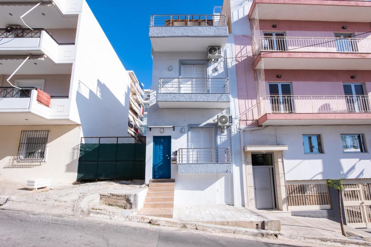 Urban Lifestyle Apartment In Пирея Екстериор снимка